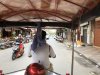 Back on tuk tuk to market